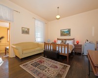 Room 6 – Verandah Family Ensuite